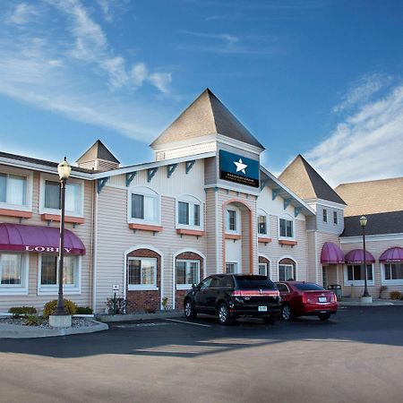 Magnuson Grand Pioneer Inn And Suites Есканаба Екстер'єр фото
