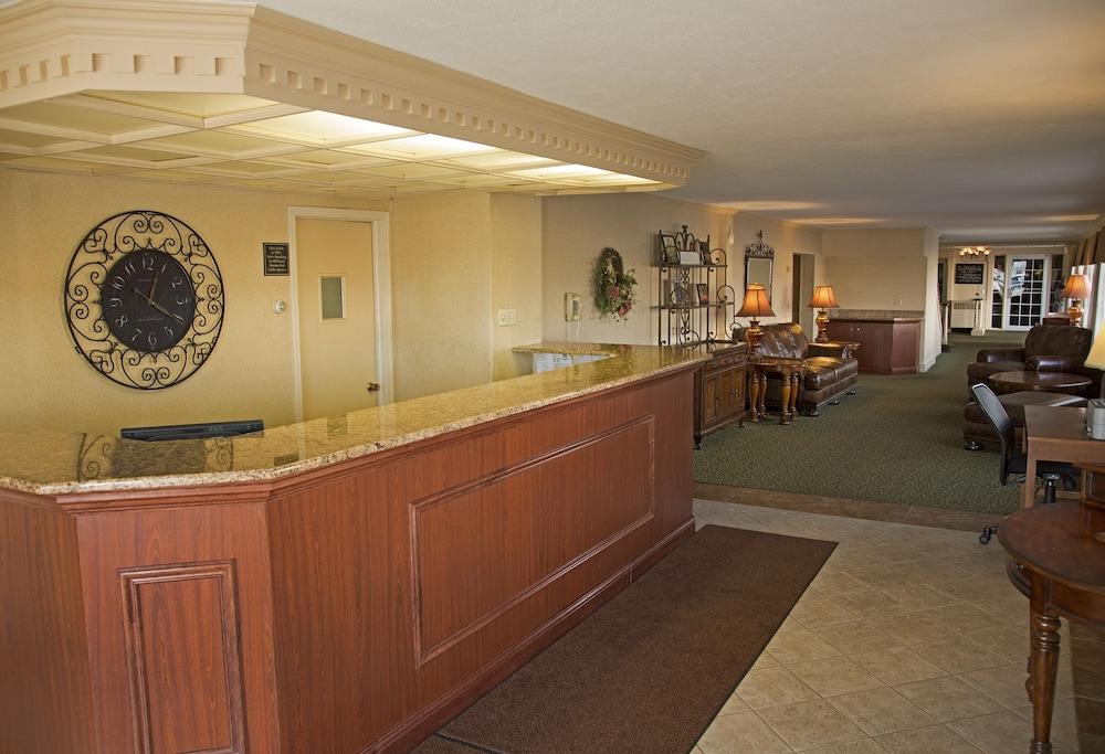 Magnuson Grand Pioneer Inn And Suites Есканаба Екстер'єр фото