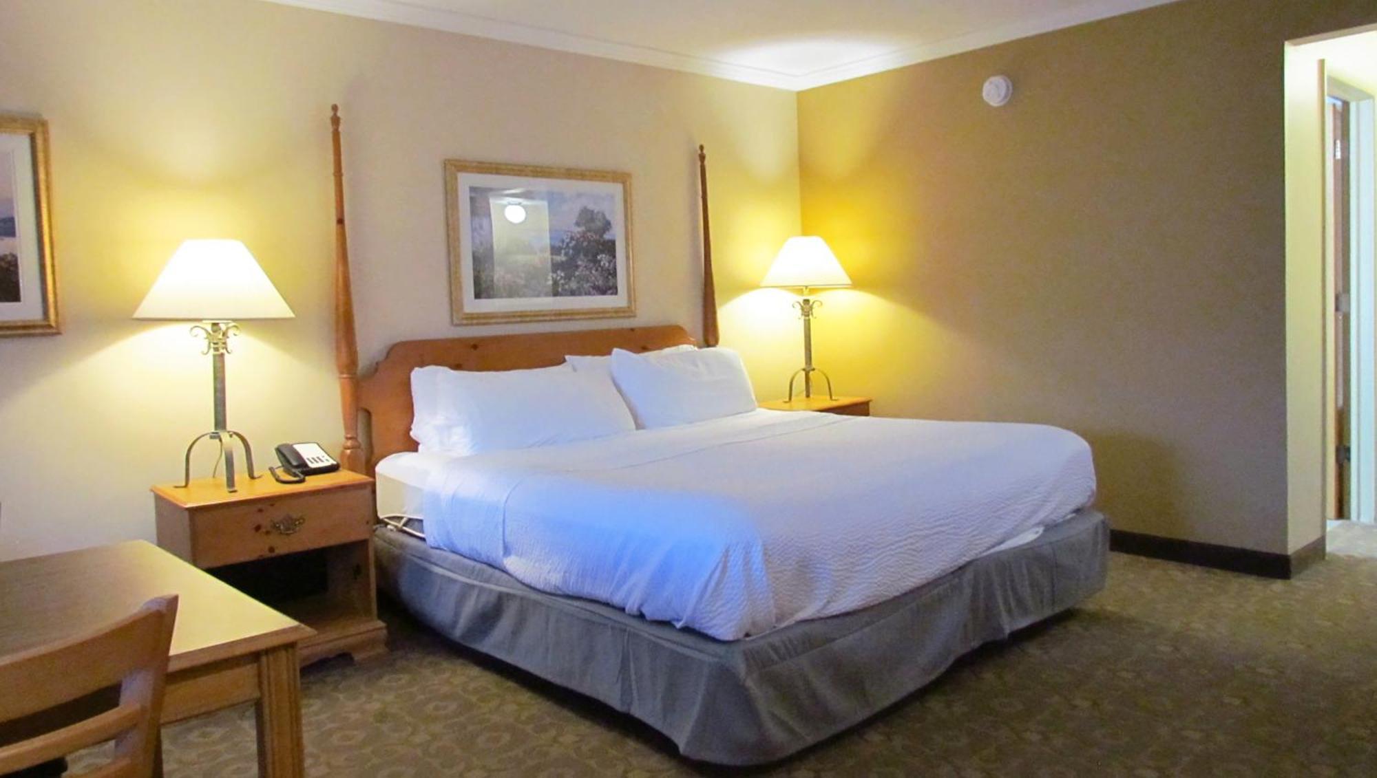 Magnuson Grand Pioneer Inn And Suites Есканаба Екстер'єр фото