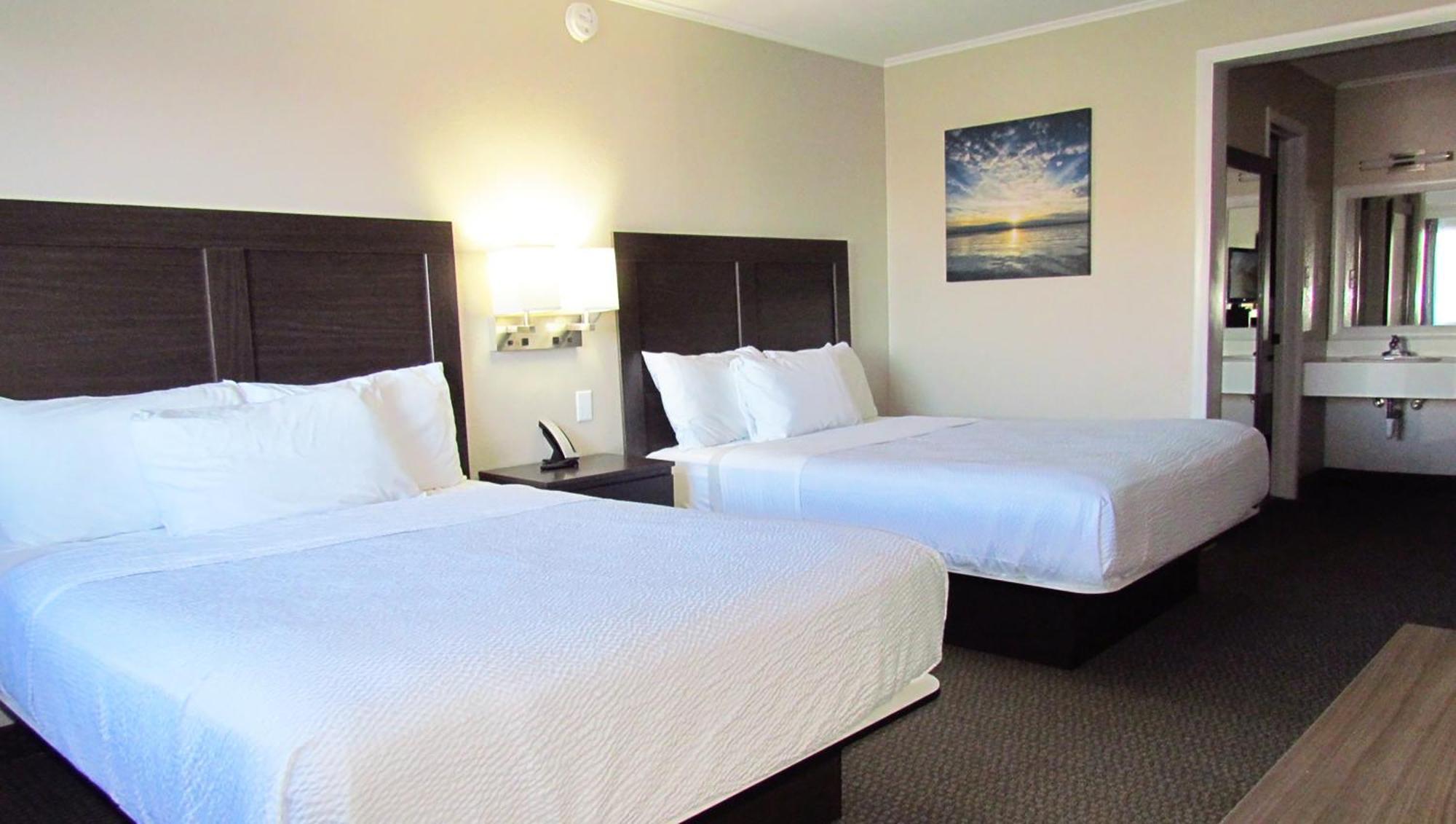 Magnuson Grand Pioneer Inn And Suites Есканаба Екстер'єр фото