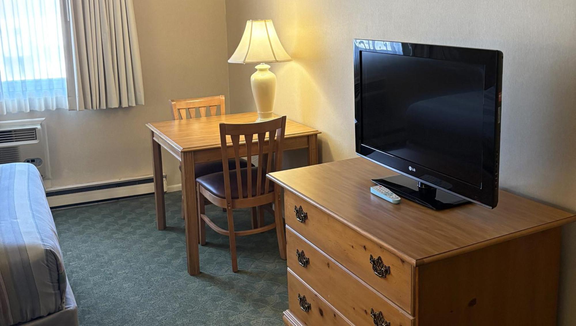 Magnuson Grand Pioneer Inn And Suites Есканаба Екстер'єр фото