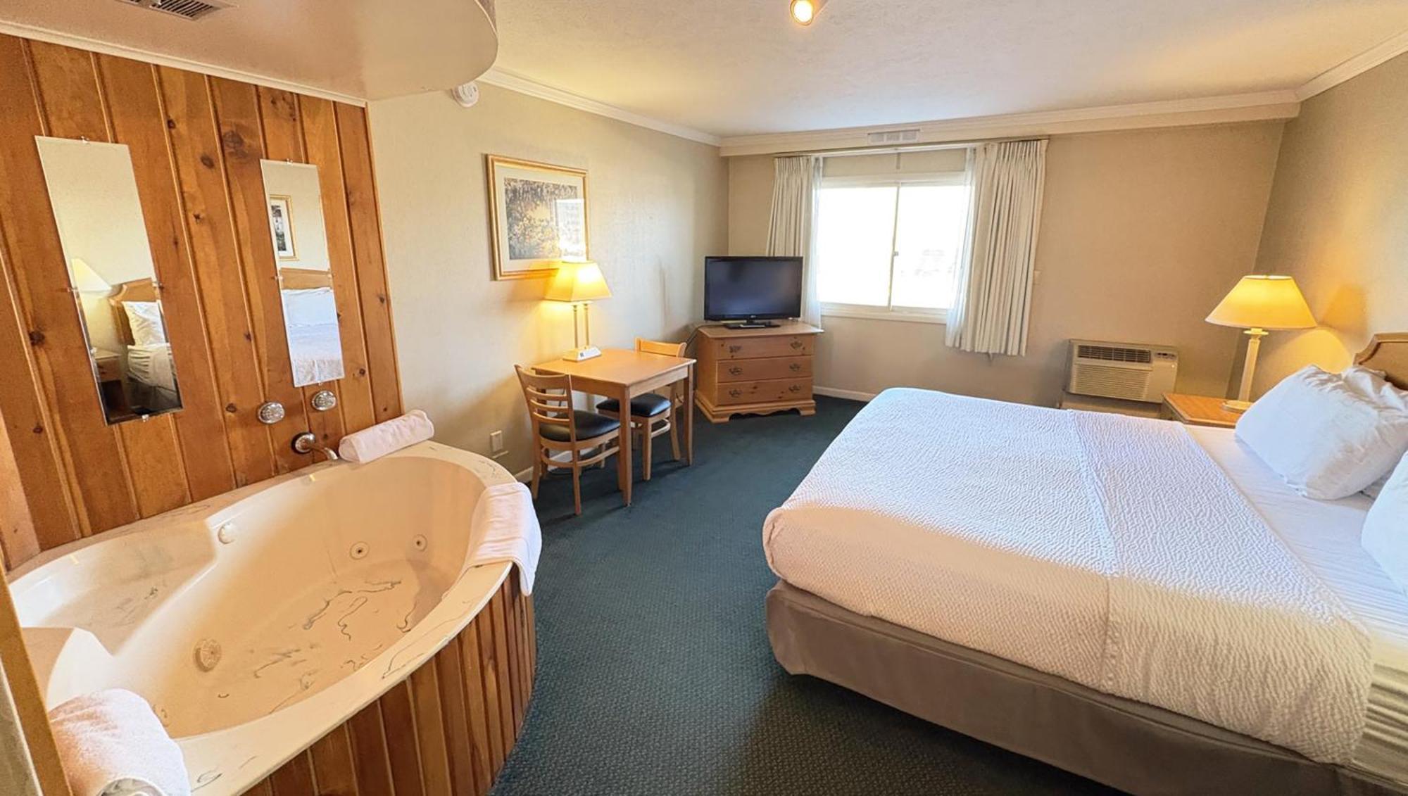 Magnuson Grand Pioneer Inn And Suites Есканаба Екстер'єр фото