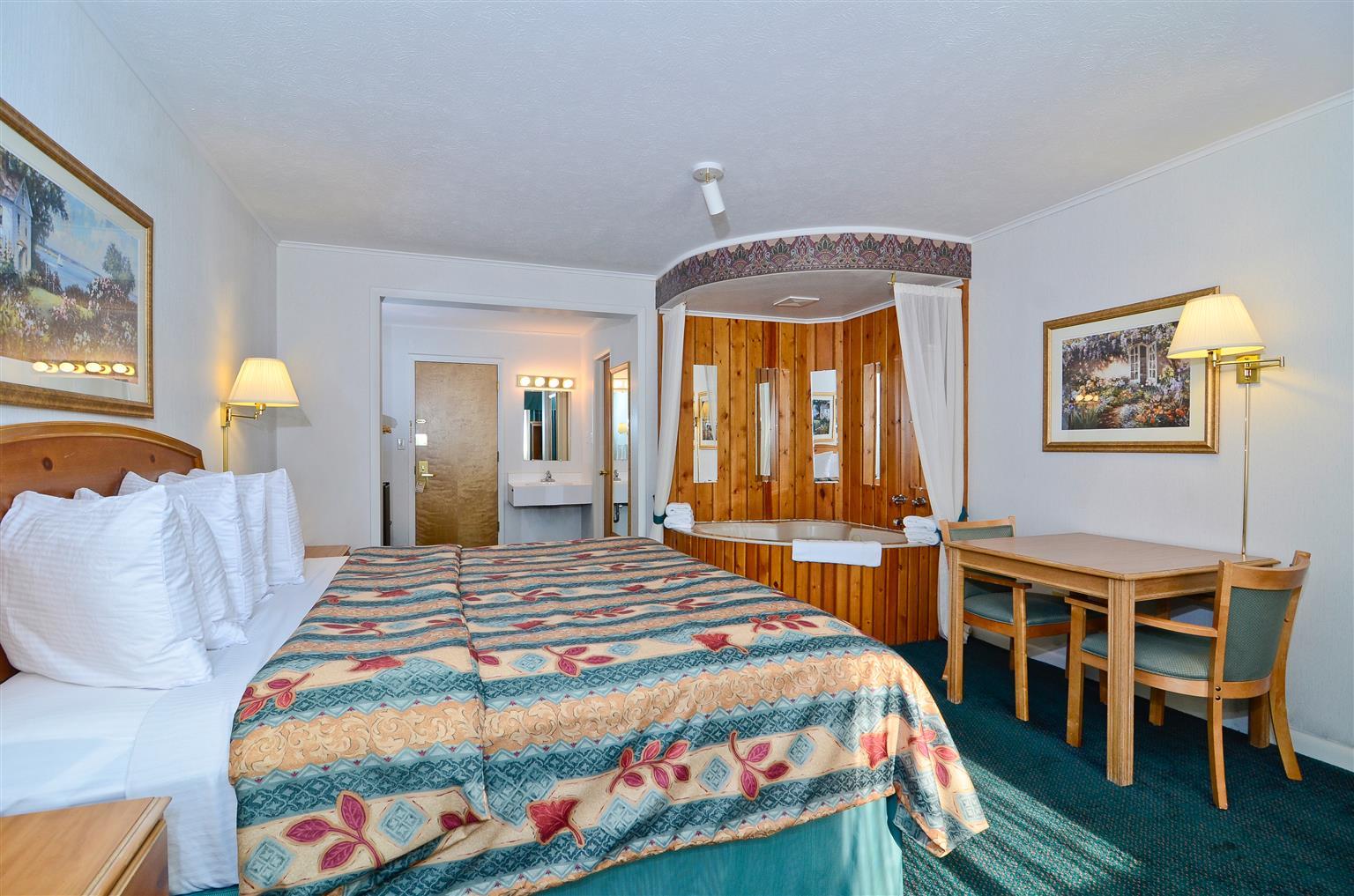 Magnuson Grand Pioneer Inn And Suites Есканаба Екстер'єр фото
